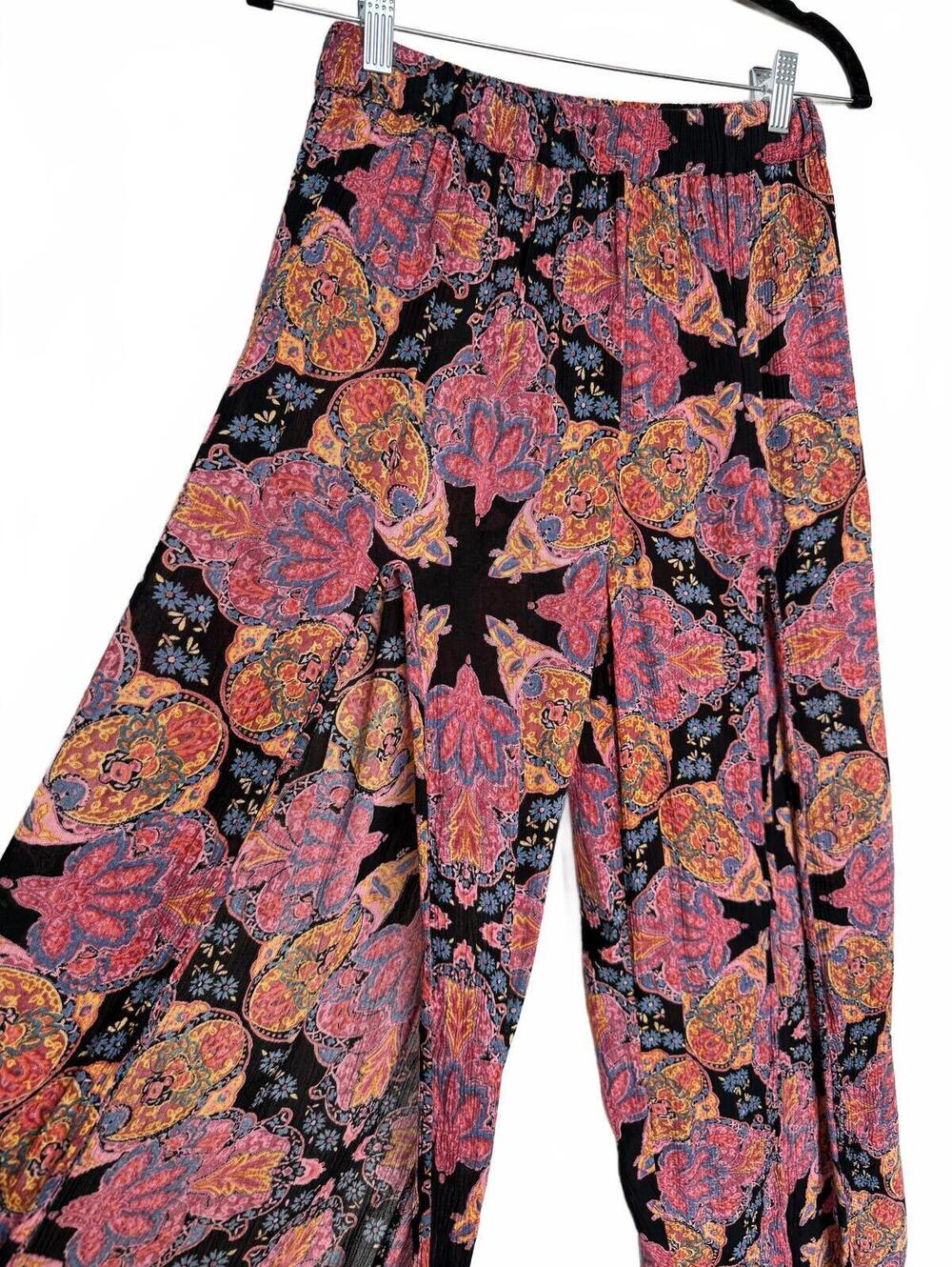 Pink and Black Bohemian Wide Leg Printed Palazzo Pants